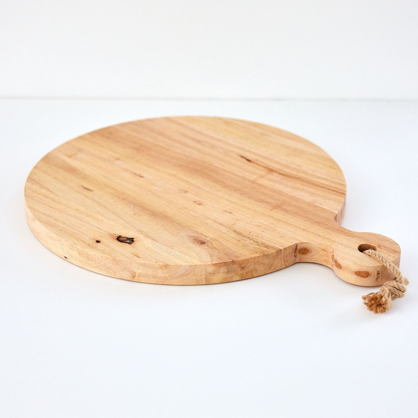 Round wood board