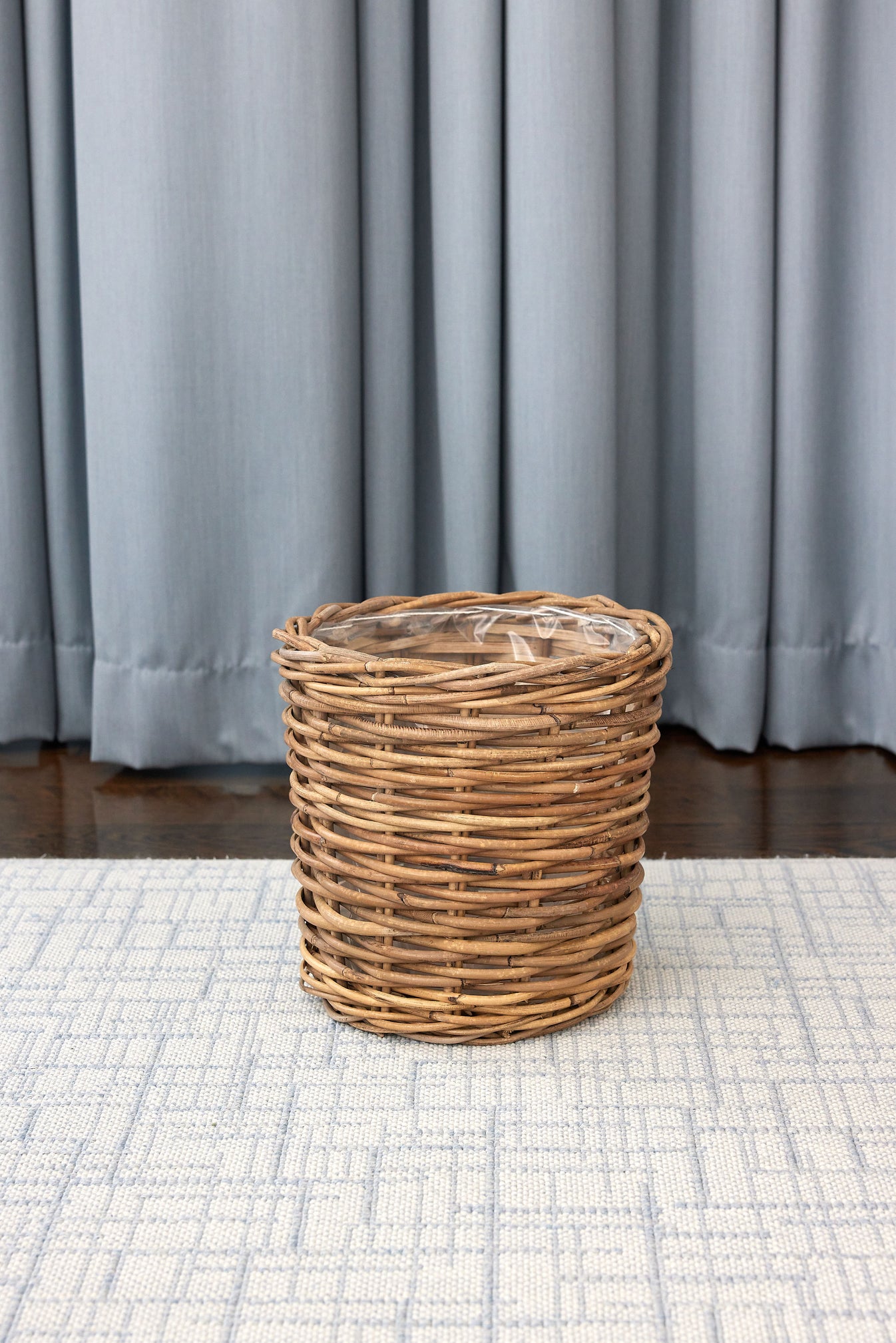 Round Small Rattan Basket – LeeLiss